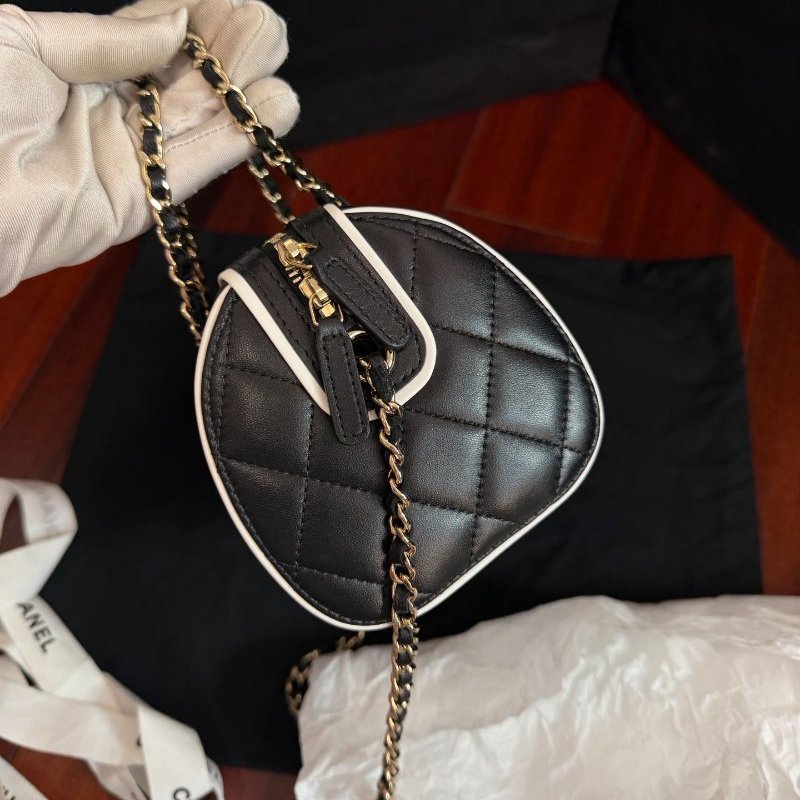 全新品 香奈兒/Chanel 黑白色漫畫款保齡球包圓筒包 附件塵袋-2