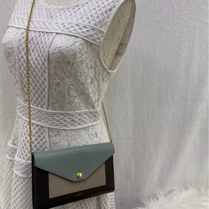 Celine Chain Shoulder Bag金扣鏈帶肩背包-1