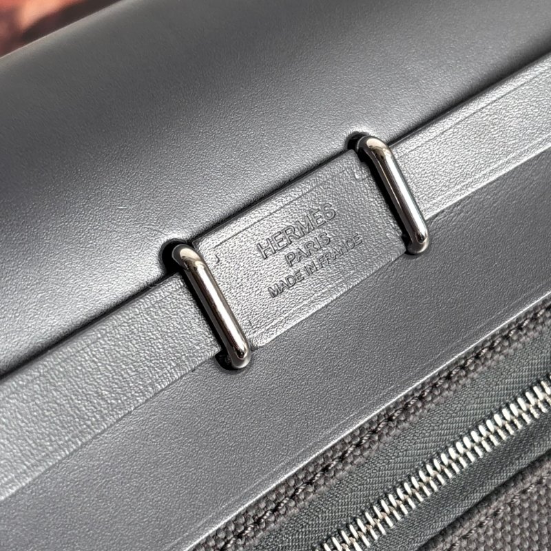 ::HERMES:: 愛馬仕 W刻MINI HERBAG 石板灰皮革 帆布銀釦斜背包-25