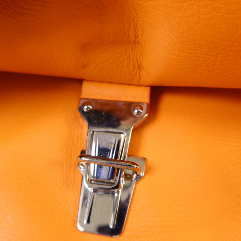 BALENCIAGA 牛皮皮革Clutch Bag銀扣手拿包-7