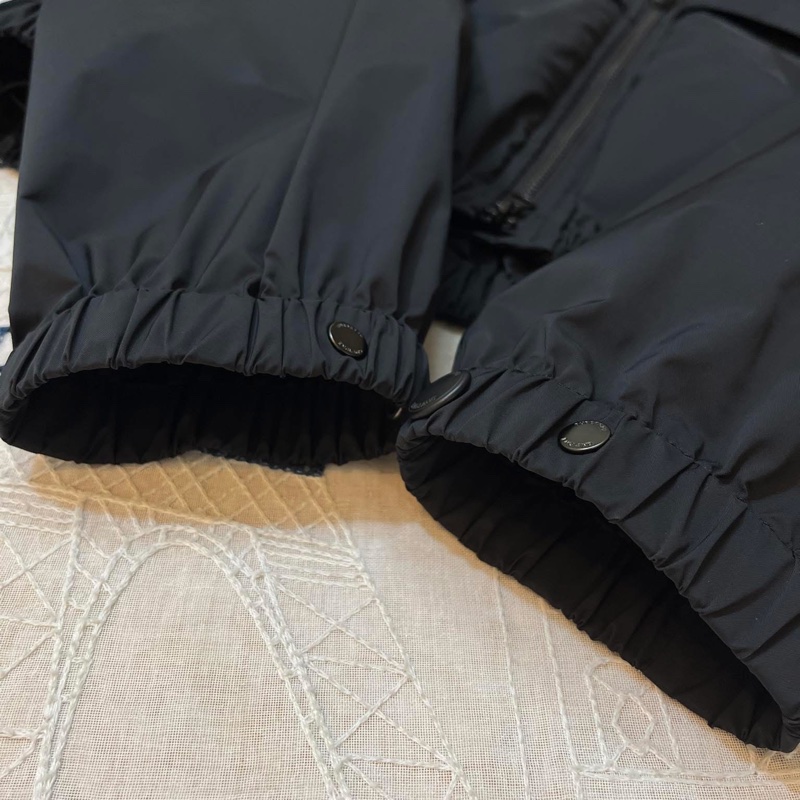 BURBERRY 英國黑色橡樹葉徽章連帽外套UK6-5