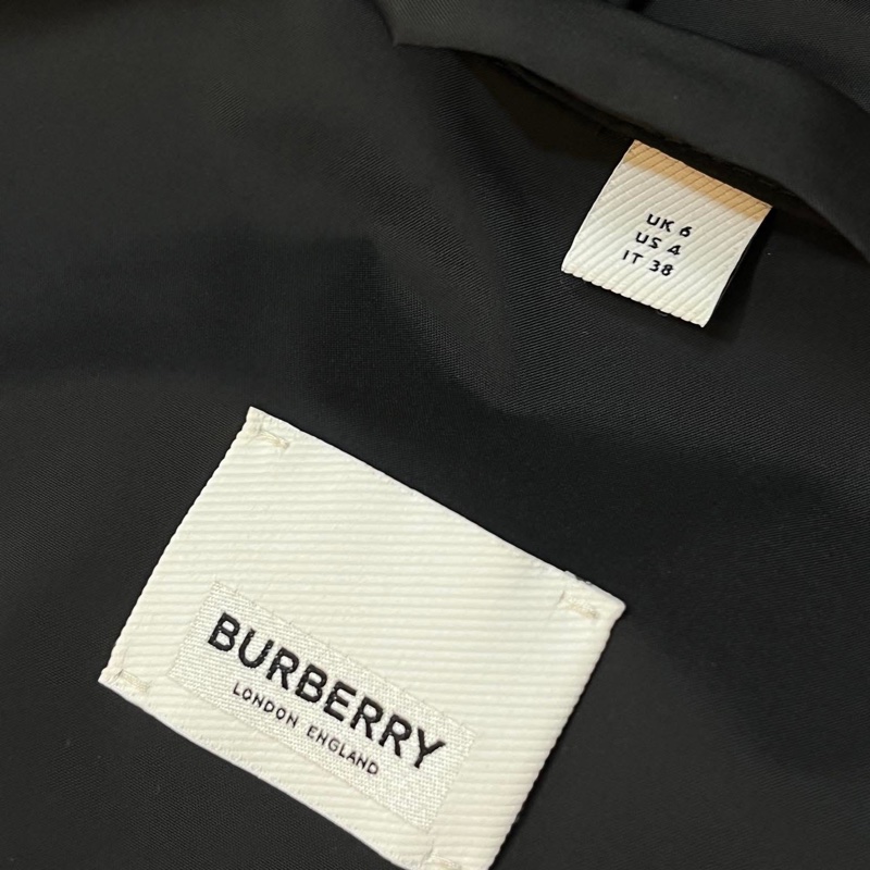 BURBERRY 英國黑色橡樹葉徽章連帽外套UK6-12