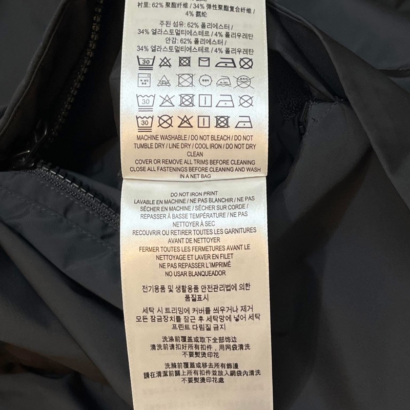 BURBERRY 英國黑色橡樹葉徽章連帽外套UK6-14