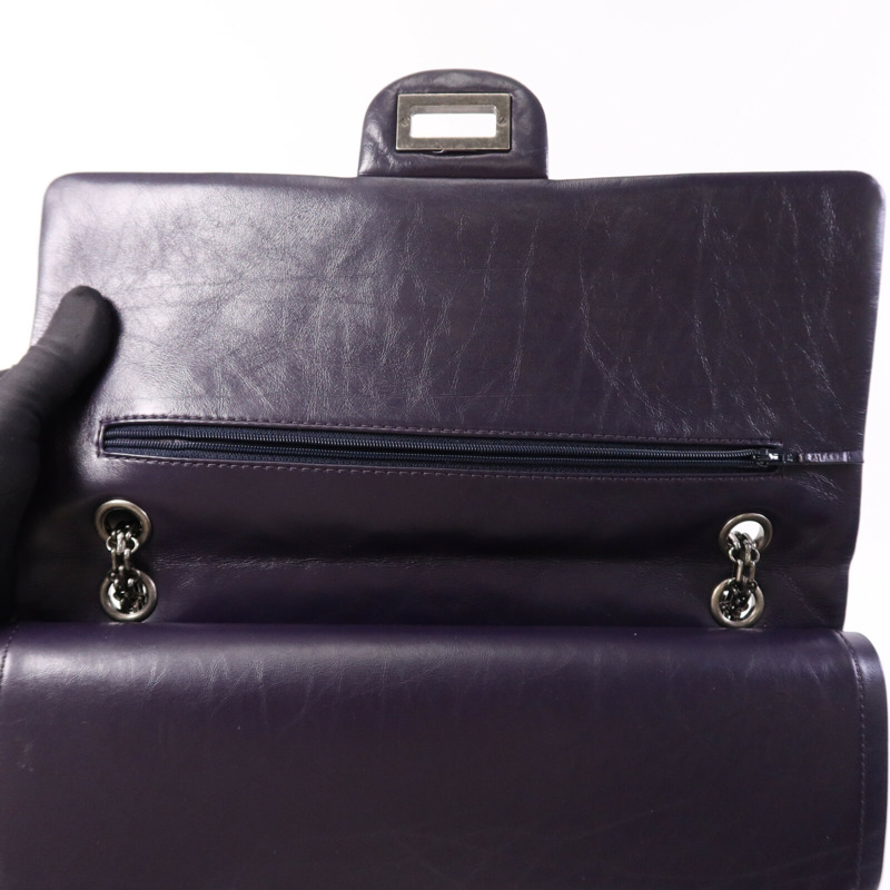 CHANEL 羊皮皮革Chanel 2.55 Large銀扣鏈帶肩背袋-14