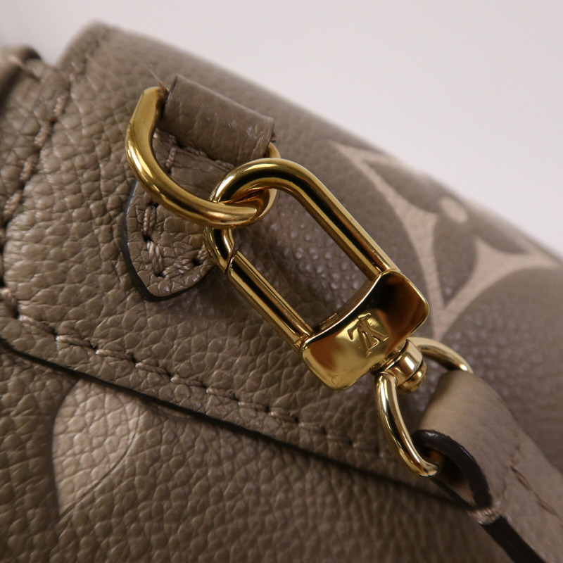 LOUIS VUITTON Monogram Empreinte Tiny金扣背包-13