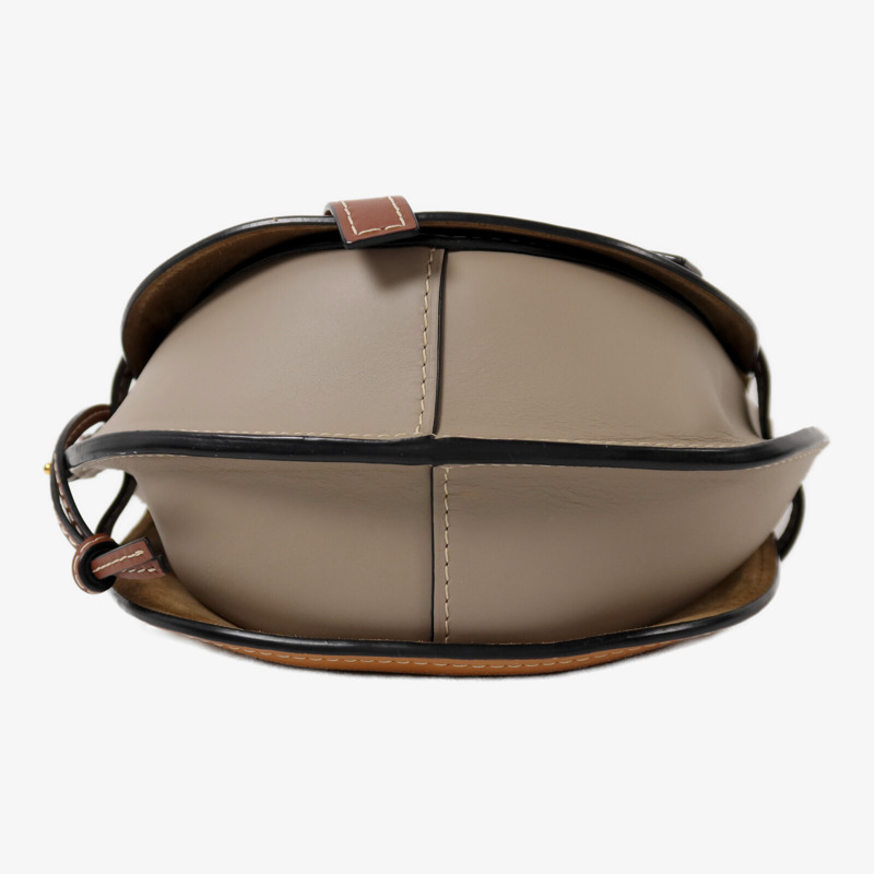LOEWE 牛皮皮革Gate Small金扣肩背袋-3