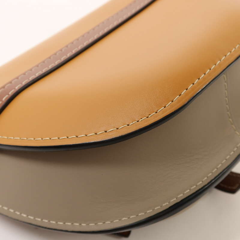 LOEWE 牛皮皮革Gate Small金扣肩背袋-12