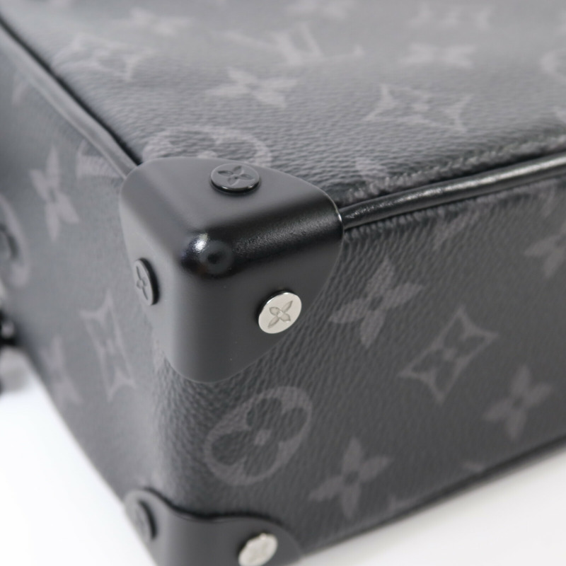 LOUIS VUITTON Monogram Eclipse Mini Soft Trunk肩背袋-11