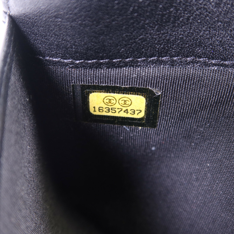 CHANEL 牛皮皮革Long Bifold Wallet銀扣長錢包-8