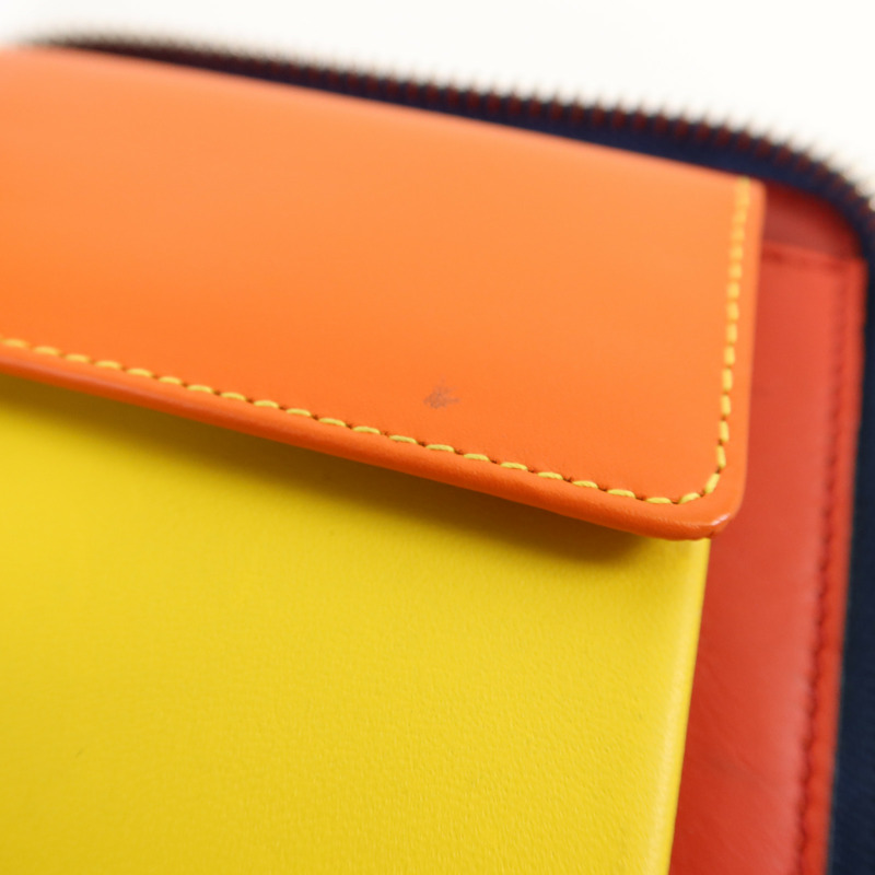 LOEWE 牛皮皮革Round Wallet銀扣錢包-14