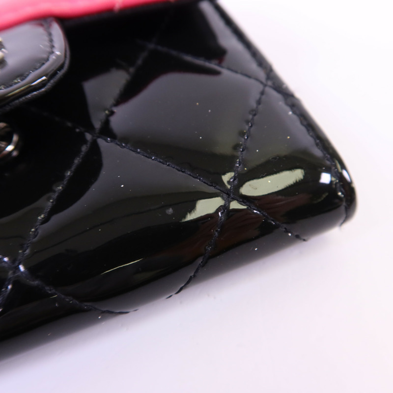 CHANEL 漆皮皮革Card Case銀扣卡片套-14