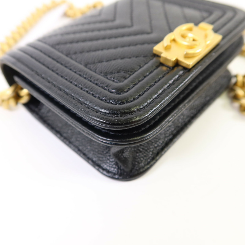CHANEL 牛皮皮革Boy Belt Bag金扣鏈帶腰包-13