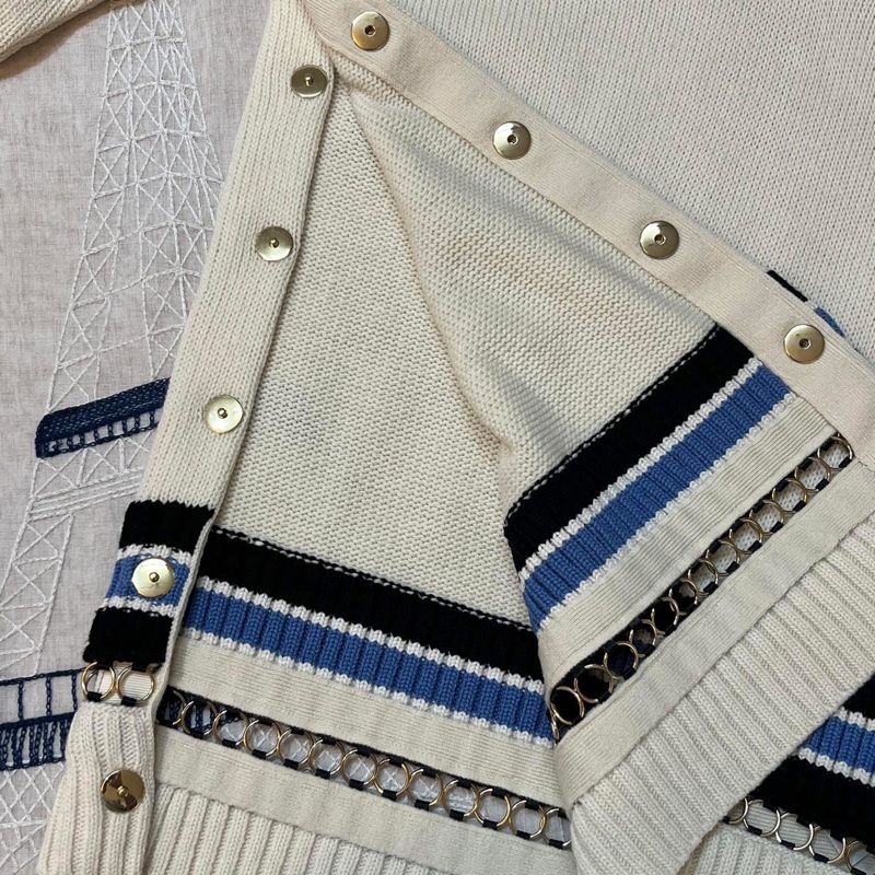 BURBERRY 英國米色學院風毛衣XS-8