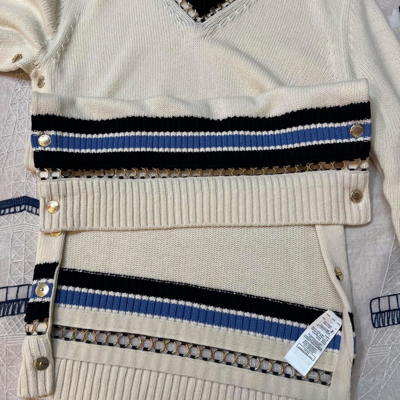 BURBERRY 英國米色學院風毛衣XS-12