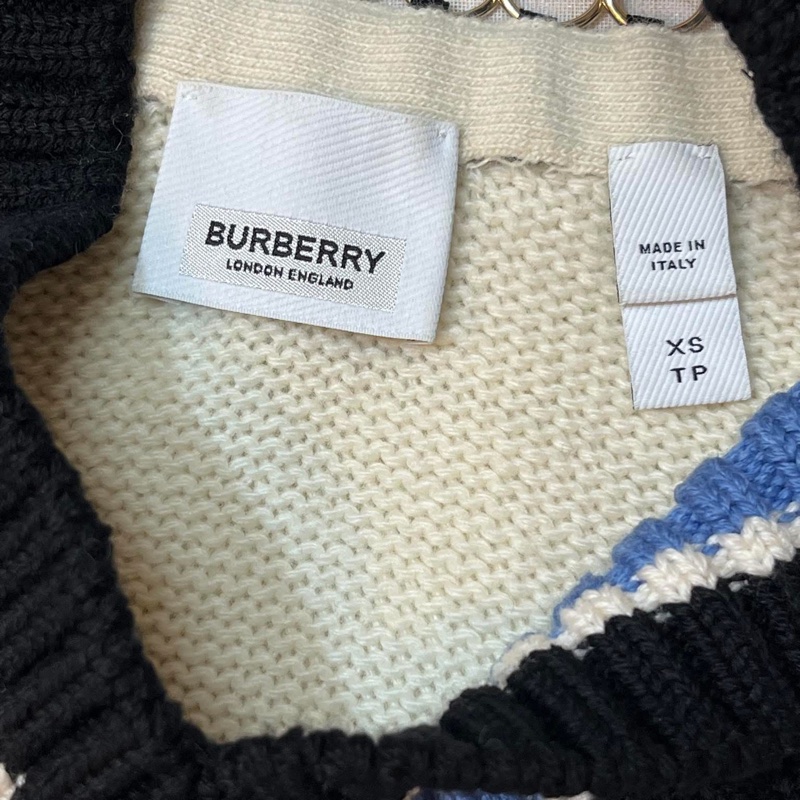 BURBERRY 英國米色學院風毛衣XS-13