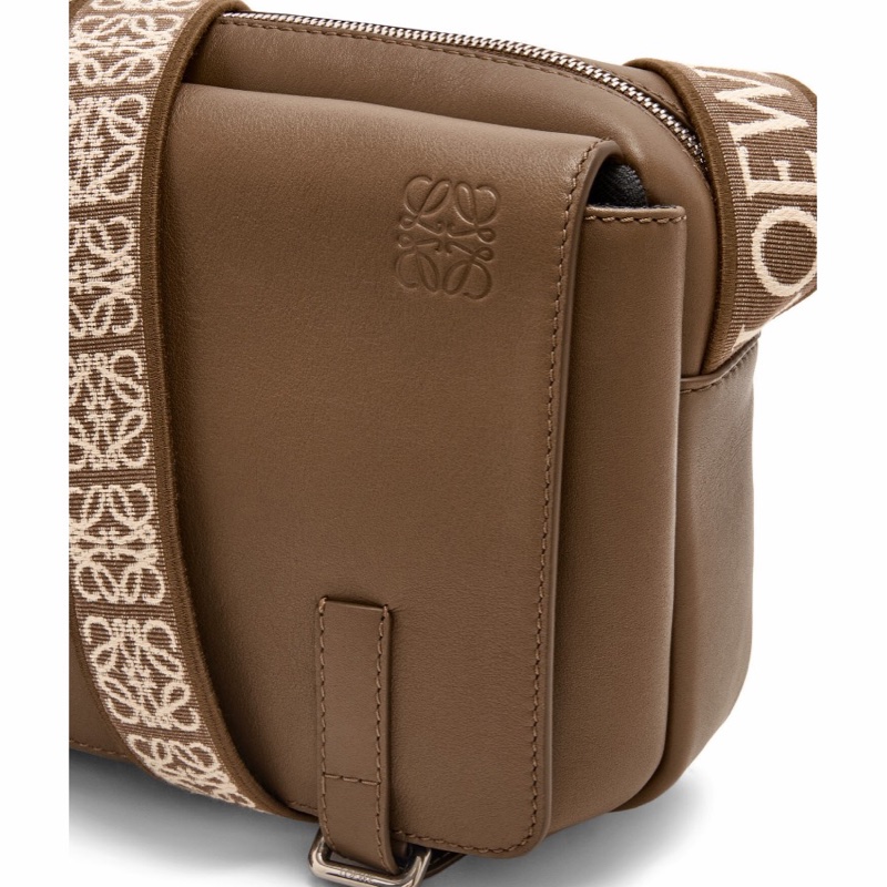 Loewe 男士 XS 徽標單肩包均碼碼23cm*9cm*18cm-2
