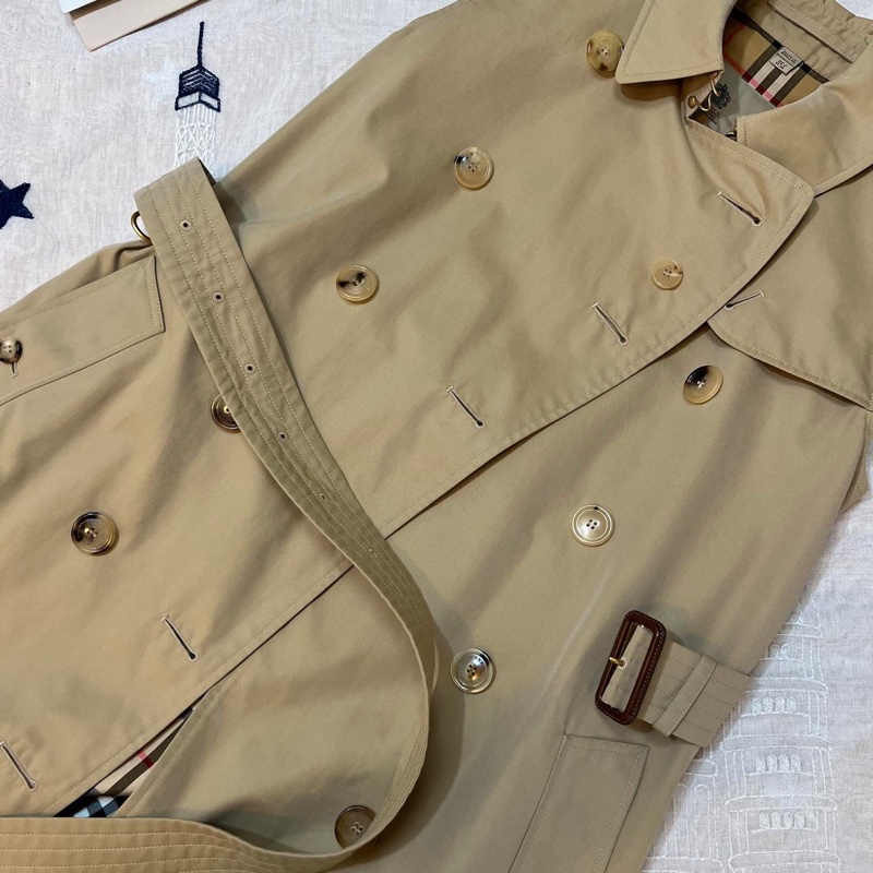 BURBERRY 英國蜜色肯辛頓風衣背心UK4-9