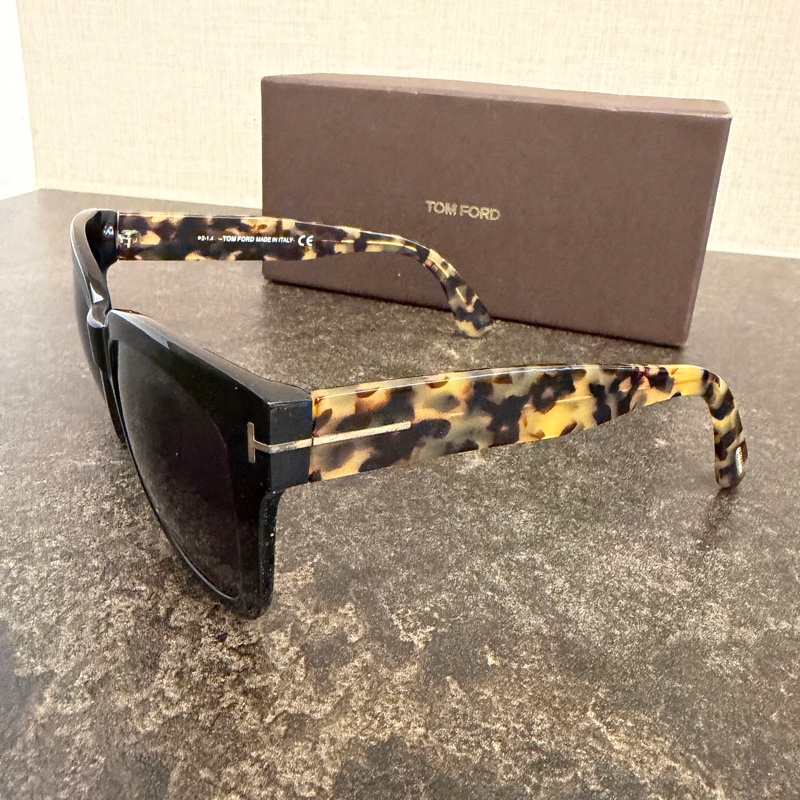 TOM FORD 大框墨鏡-1