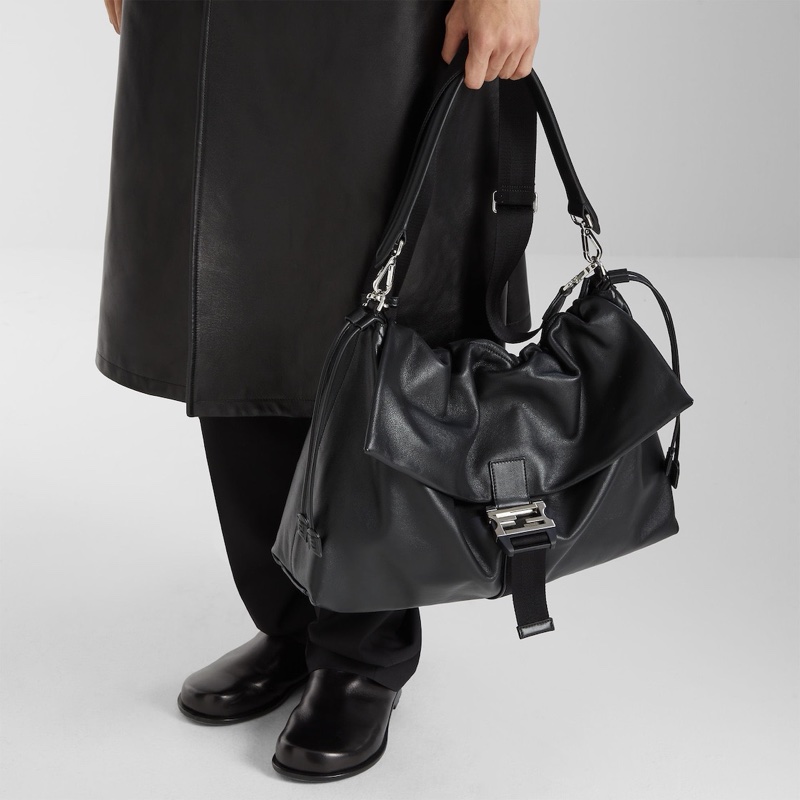 Fendi 男士 Fendi Flux Maxi 皮革斜挎包均碼碼45cm*20cm*23cm-6