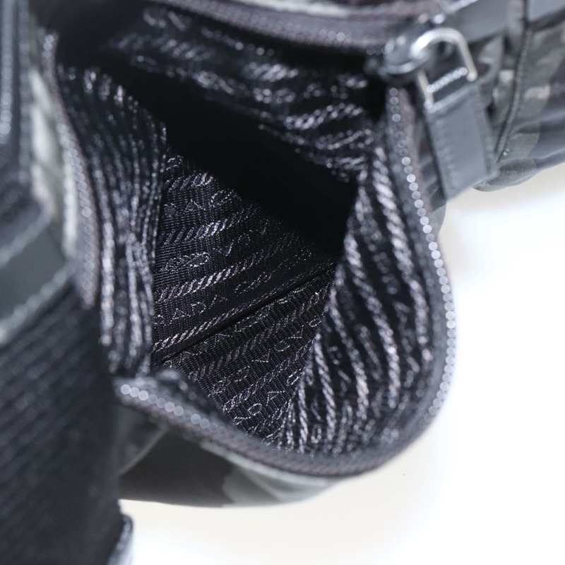 【日本直送】PRADA迷彩肩背包 尼龍 綠色 銀色 正品 ka1631V-26