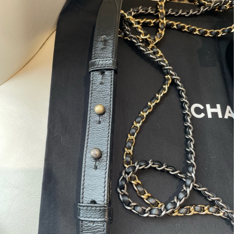 Chanel 香奈兒 Gabrielle 流浪包 藍黑牛皮-5