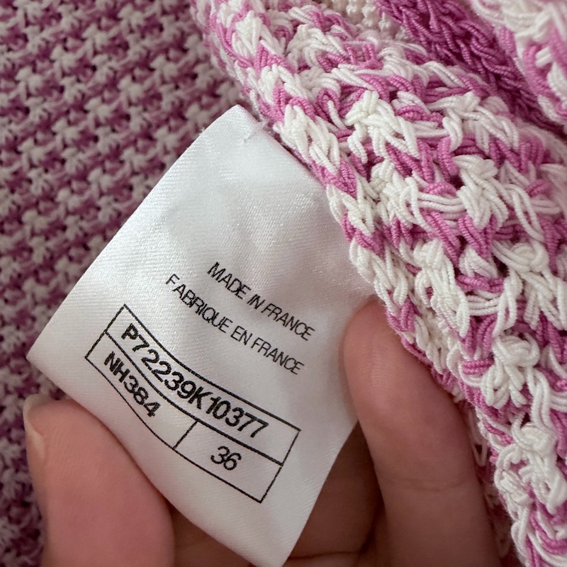 Chanel pink粉紅針織外套罩衫🌙工藝獅子釦-寬鬆over size-3