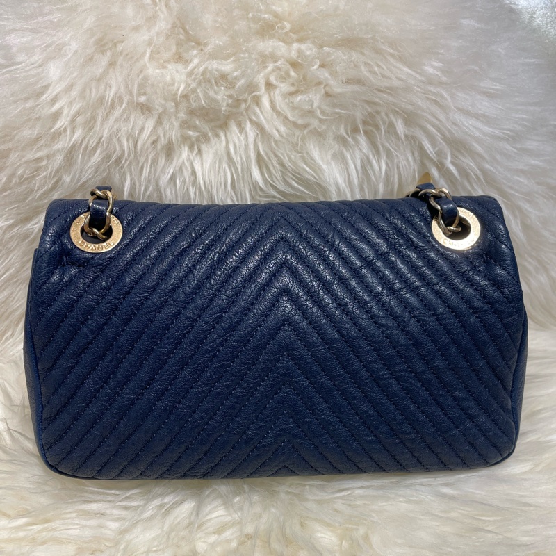 Chanel V 紋深藍牛皮Flap Bag-1