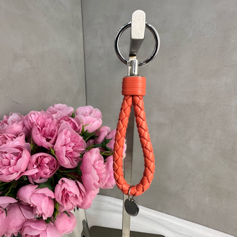 BV 中古橘色小編織鑰匙圈吊飾-1