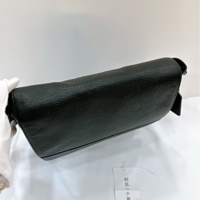 莉亞精品♡Coach 翻蓋斜背包 黑色 二手-4