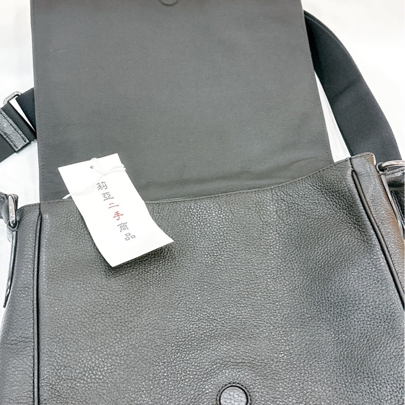 莉亞精品♡Coach 翻蓋斜背包 黑色 二手-10