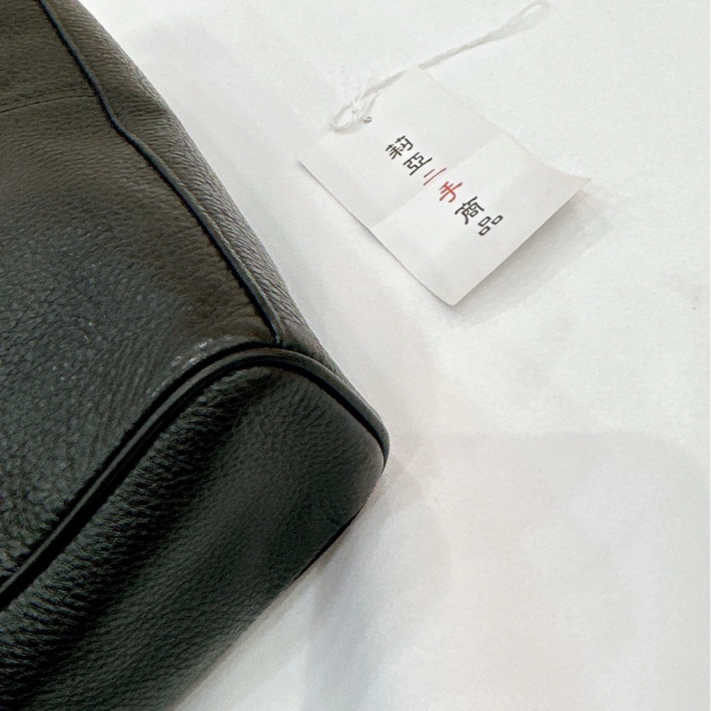 莉亞精品♡Coach 翻蓋斜背包 黑色 二手-12