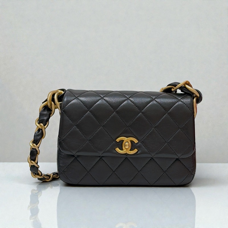 莉亞精品♡Chanel 金扣肩背包 二手美包-0