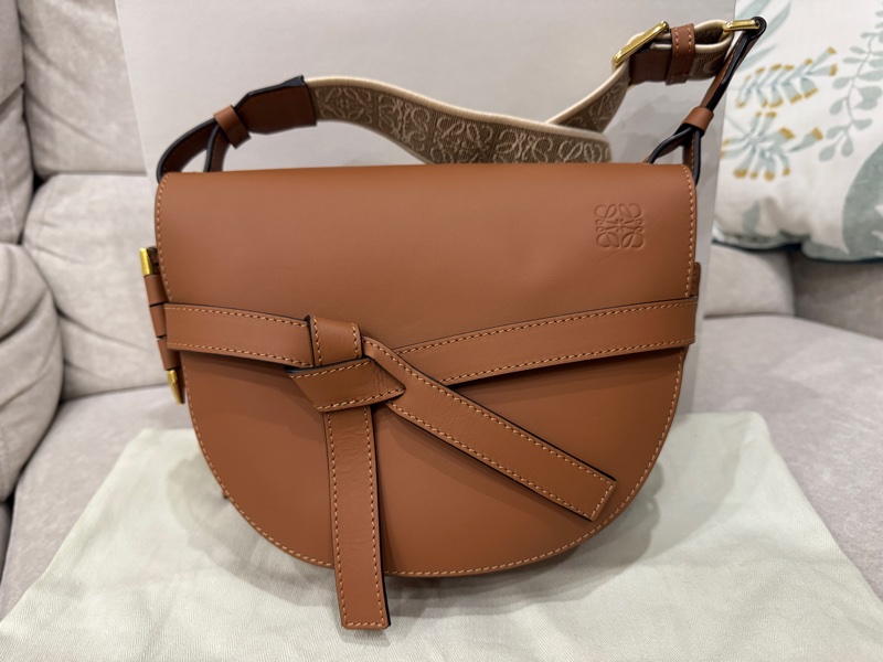 LOEWE 焦糖色 small gate-3