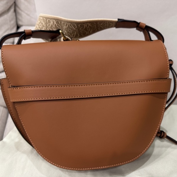 LOEWE 焦糖色 small gate-11