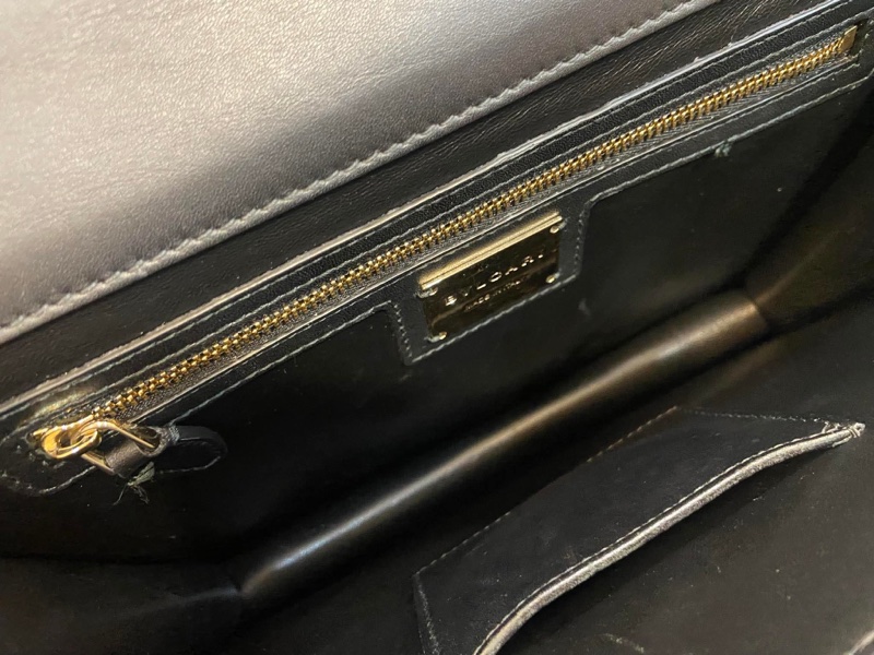 寶格麗鏈條包 秀款-4