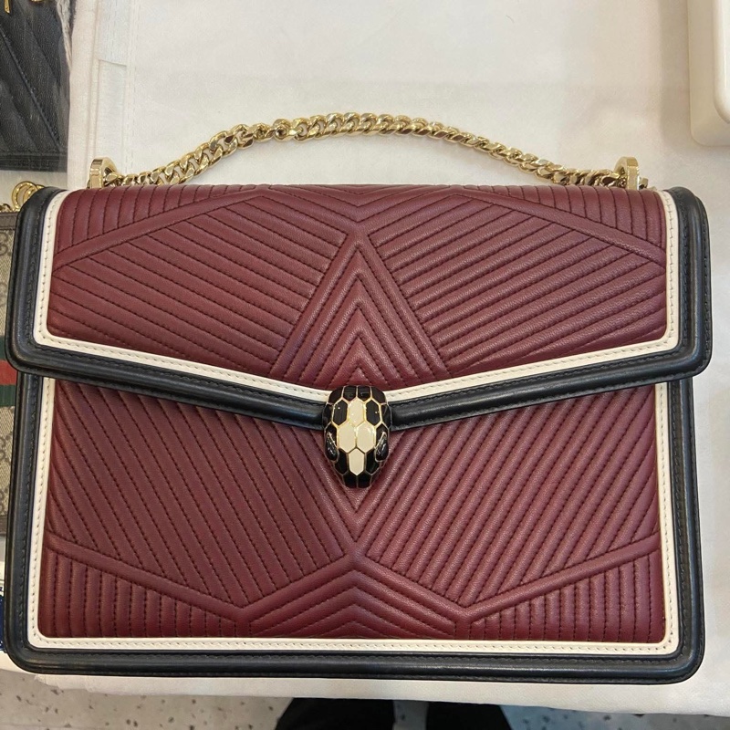 寶格麗鏈條包 秀款-13