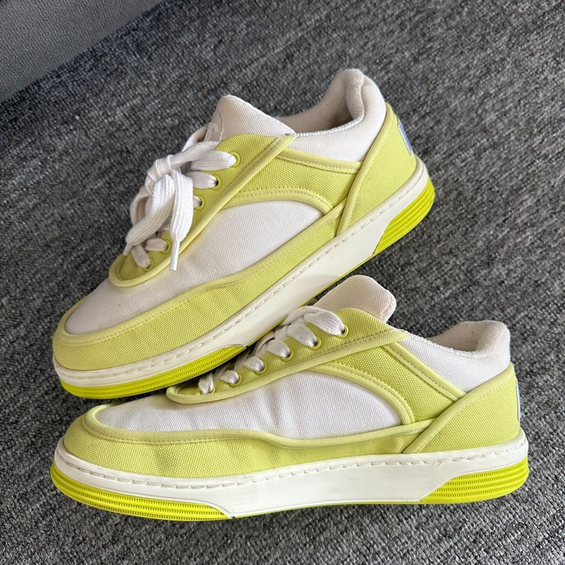 CHANEL香奈兒休閒板鞋 35.5碼-0