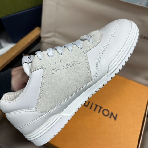 CHANEL香奈兒24C小牛皮 圓頭系帶 低幫 運動  39碼