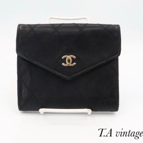 Chanel香奈兒雙面LOGO小羊皮短夾