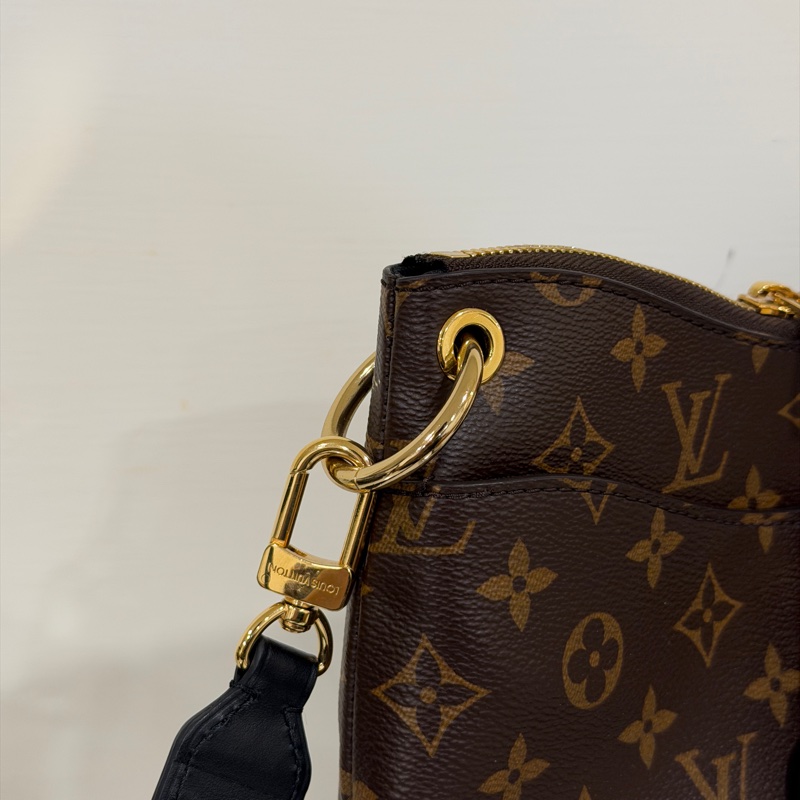 #閒置新✨ #全配🈶購證 Lv Odeon老花黑牛角包 芯片款-19