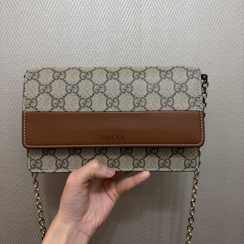 Gucci PVC咖牛皮銀釦斜背WOC