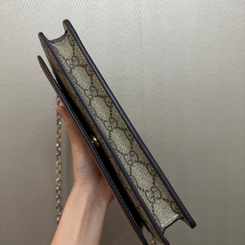 Gucci PVC咖牛皮銀釦斜背WOC-7