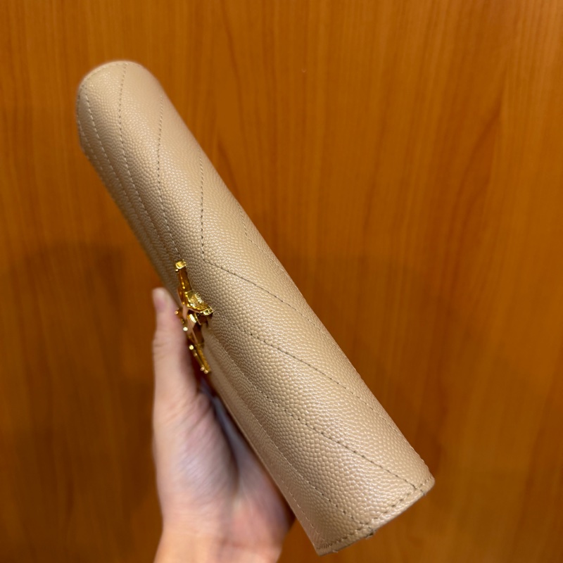 YSL 深米色魚子醬牛皮下蓋12卡長夾-4