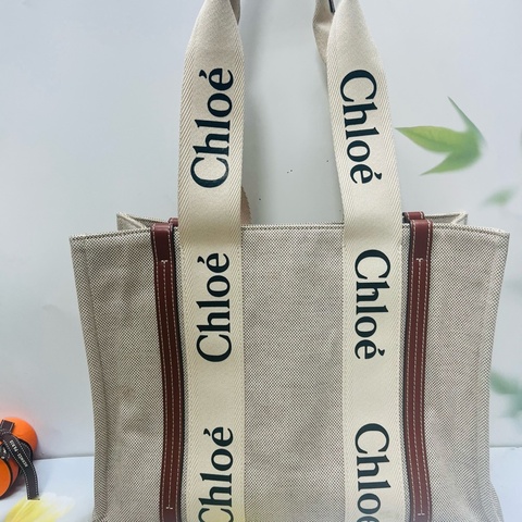 Chloe 中號拖特
