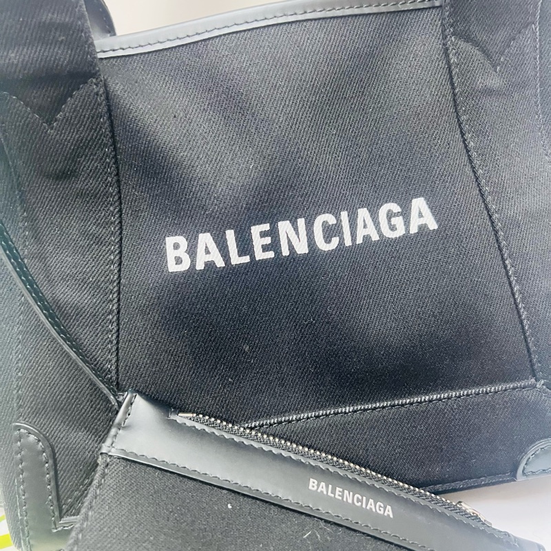 BALENCIAGA拖特包-5