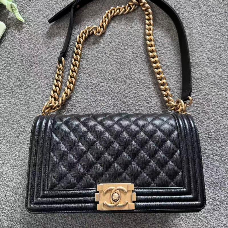 CHANEL LEBOY MEDIUM CAVIAR 香奈兒黑金魚子醬皮革中號-0