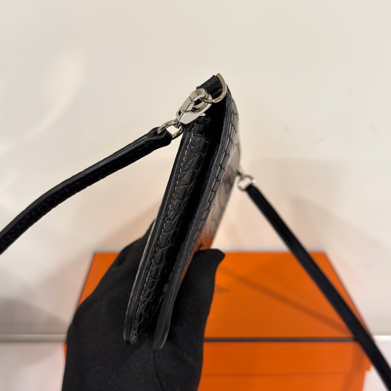 #全網唯一超稀有 #鱷魚皮 #超便宜💰 愛馬仕黑銀woc護照夾🉑斜挎/肩背-4