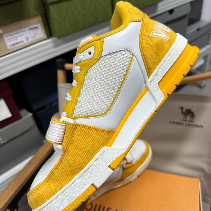 LOUIS VUITTON Trainer 皮革魔術貼白黃 牛仔布41碼-1