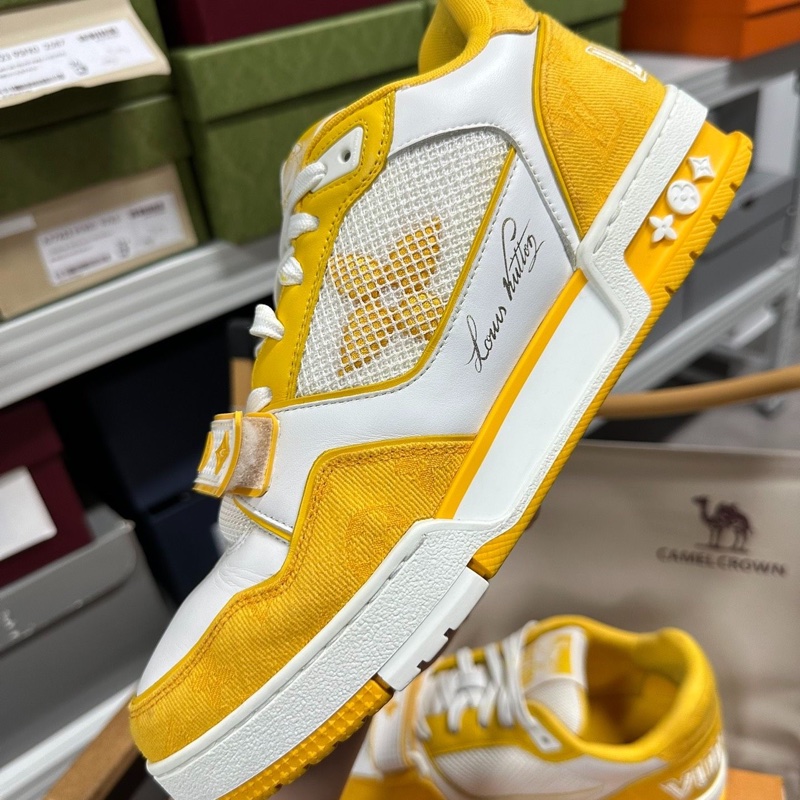 LOUIS VUITTON Trainer 皮革魔術貼白黃 牛仔布41碼-3