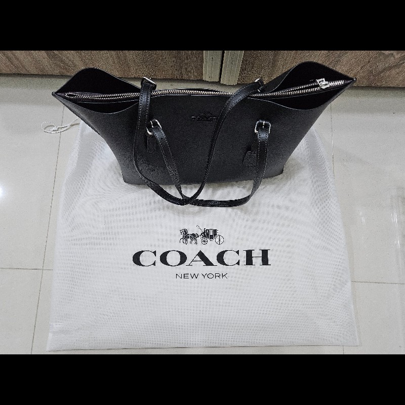 Coach托特包 全黑 荔枝皮 防刮 耐用媽媽包❤️-4